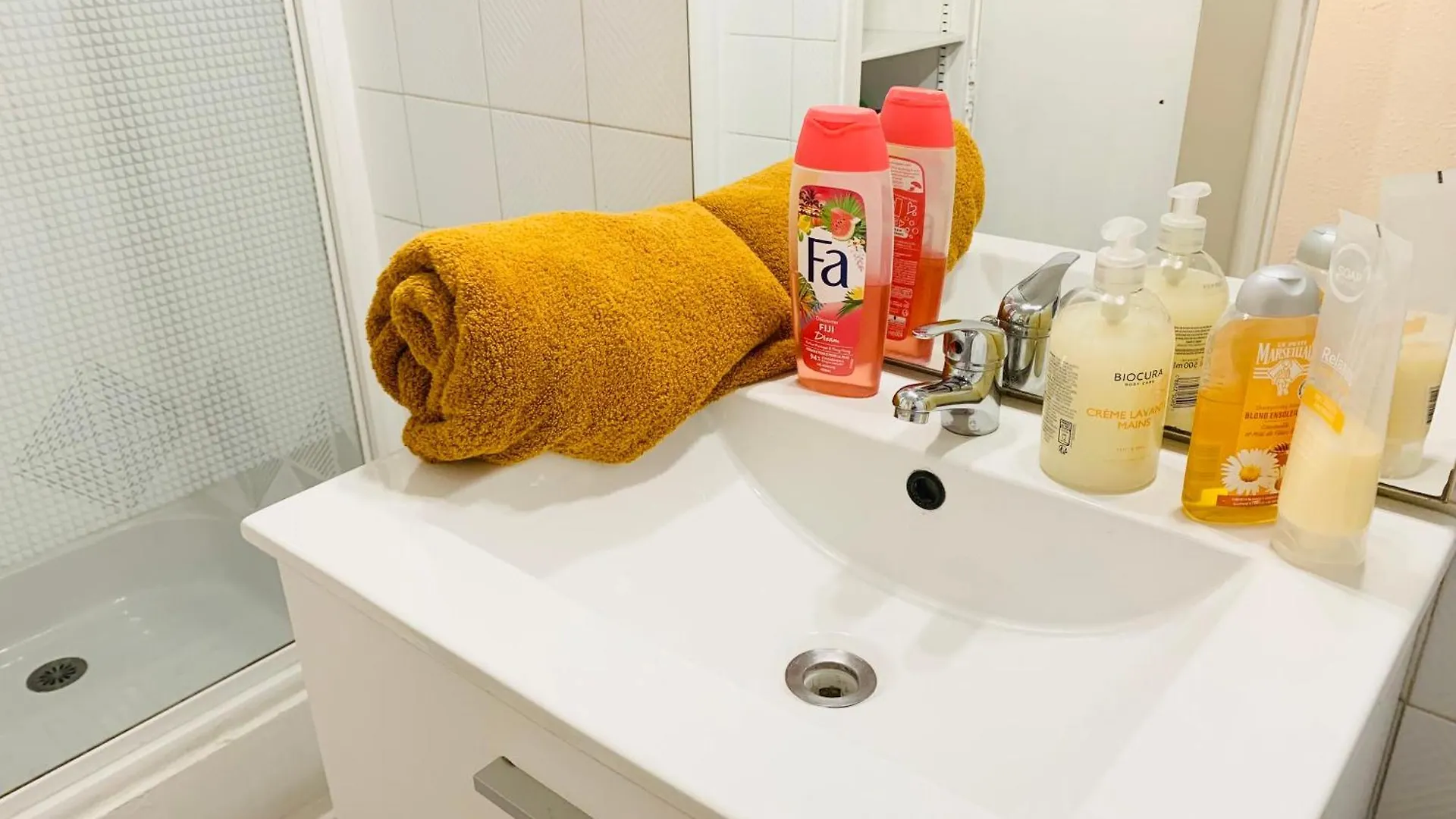 Apartment Studio Acces Direct A La Gare Marseille France